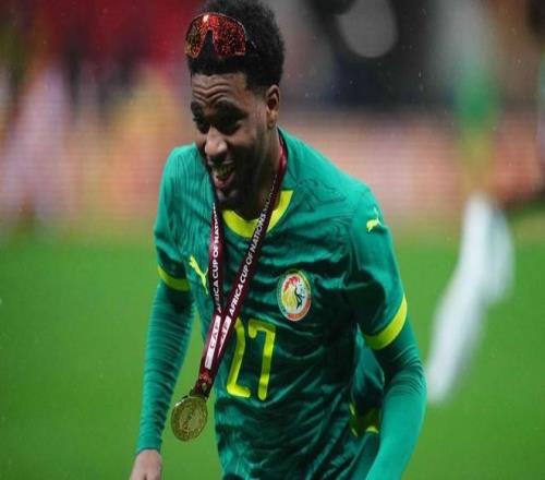 利物浦与维,握手言和,萨拉赫梅开,欧亿体育官网,欧亿体育平台,欧亿体育链接,欧亿体育官方